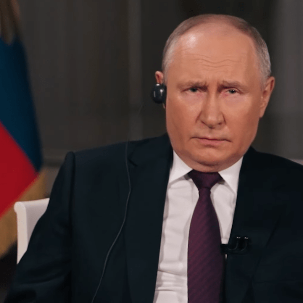 Taker Karlson intervjuisao Vladimira Putina Rusija ne može biti poražena