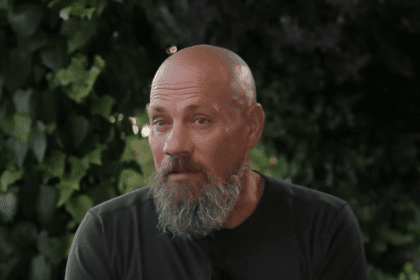 Boris Dežulović Sretna Nova 2081