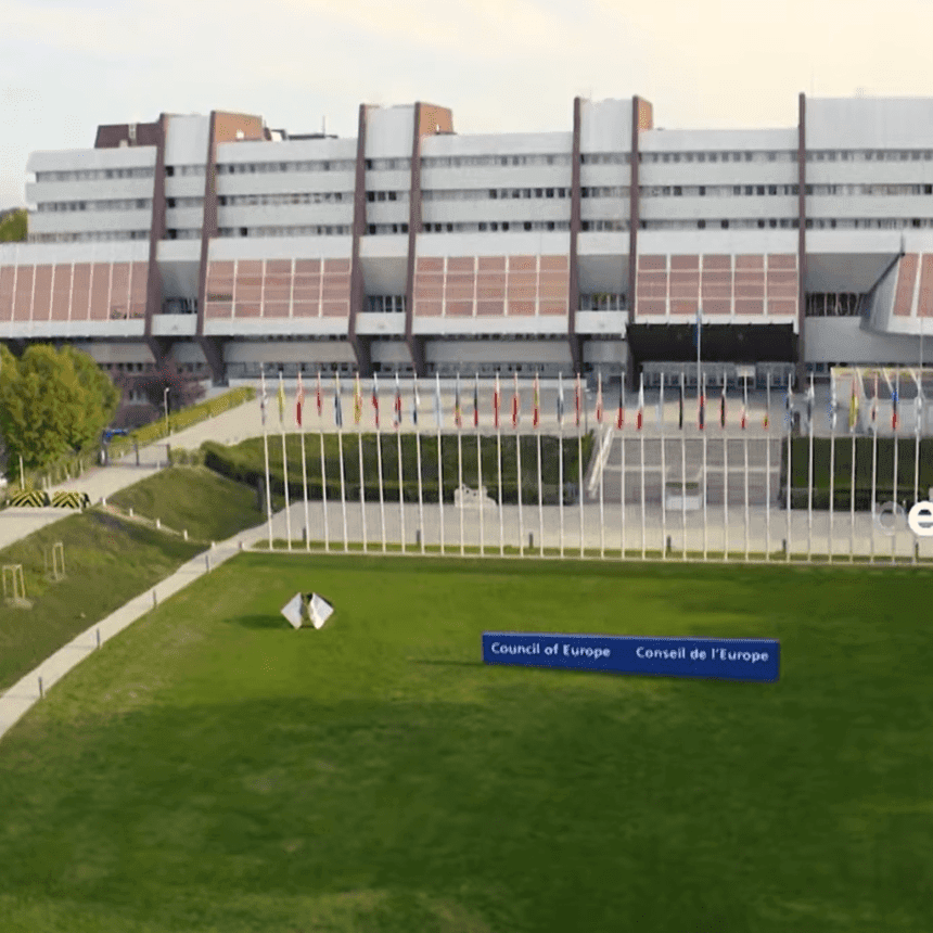 Albanian post Francuska tražila da Savet Evrope odloži odluku o članstvu Kosova