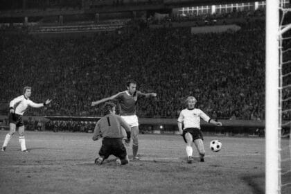 Evropsko fudbalsko prvenstvo u Jugoslaviji 1976 Tragično polufinale i najpoznatiji penal u istoriji