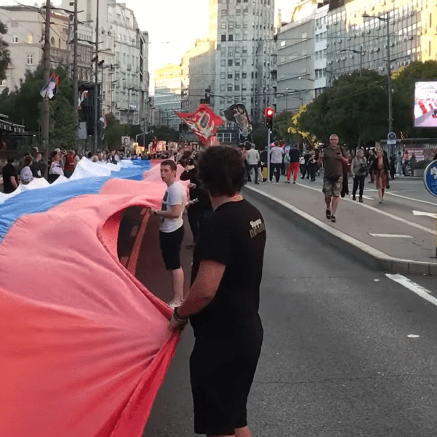 Šta povezuje krajnju desnicu iz Srbije i EU