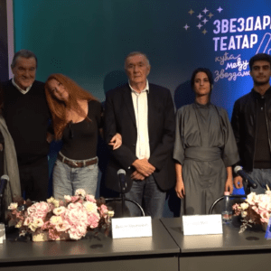 Duško Kovačević Živimo u očekivanju trećeg svetskog mira, ako je moguće pre trećeg svetskog rata 2