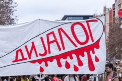 Jesu li studentski protesti u Srbiji 'obojena revolucija' kako tvrde vlasti