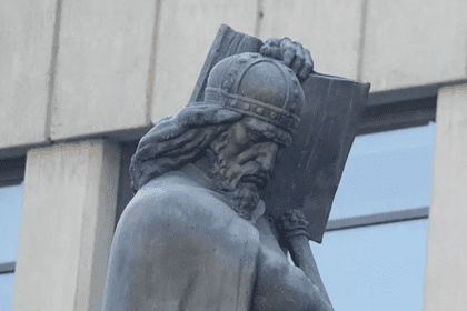 Da li Srbiji treba lustracija?