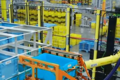 Amazon menja radnike robotima