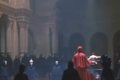 Film Širom zatvorenih očiju ipak jeste portret sveta