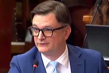 Neprimeren politički govor u Skupštini jeste ogledalo društva