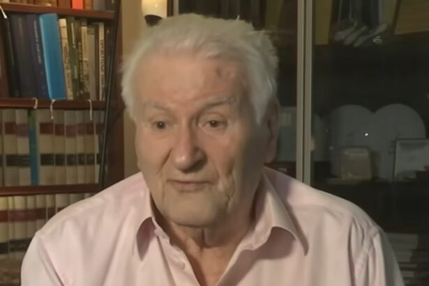 Dragoljub Mićunović Od Golog otoka do obnove demokratije u Srbiji