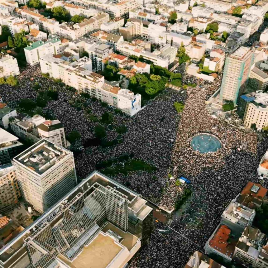 Studentski protest na Slaviji poslao novu poruku građanskog nezadovoljstva
